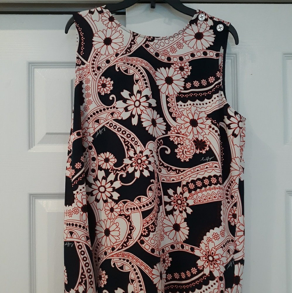 NEW TOMMY HILFIGER TOP